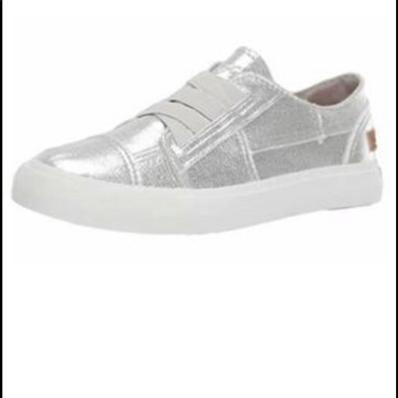 New in box blowfish sneakers big girl size 5 - Picture 3 of 6